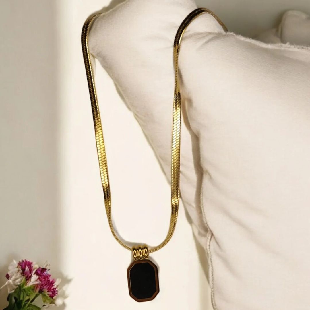 Modern Chic Rectangle Pendant